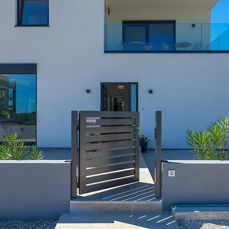 Sunshine Tea Ferienhaus *